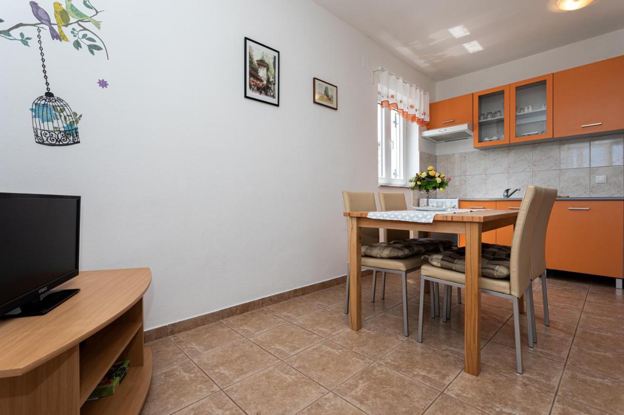 Apartments Katarina Сило Экстерьер фото